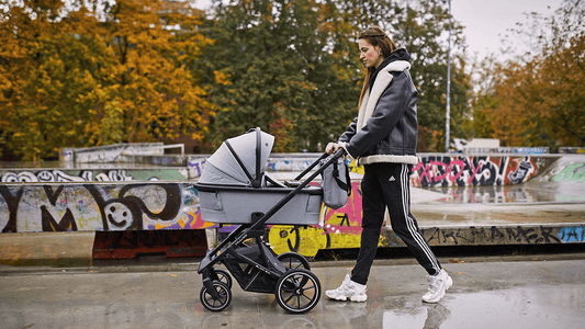 Warum Spazierengehen auch im Regen mit Baby wichtig ist